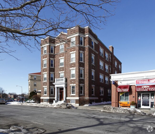 Historic 1 Harbor St