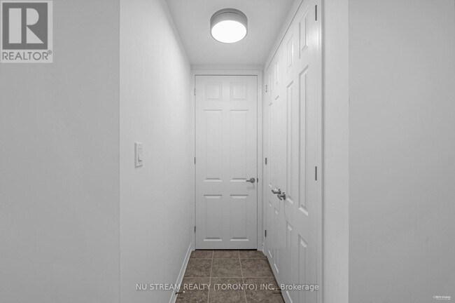 Photo - 3034 Merrick Rd