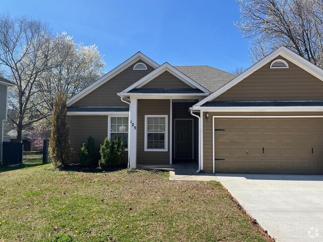 Building Photo - 125 River Oaks Dr Rental