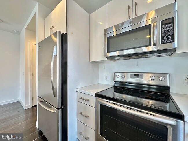 Photo - 263 N 3rd St