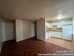 Photo - 300 Moursund Blvd Unit 4