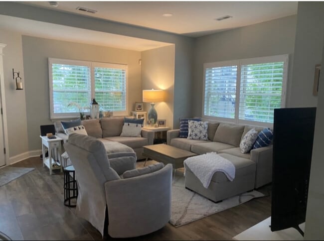 Building Photo - 111 N Adams Ave