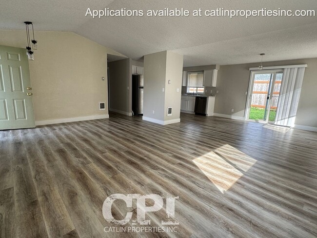 Photo - 119 Penny Ln