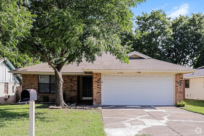 Building Photo - 8540 Whitney Dr Rental
