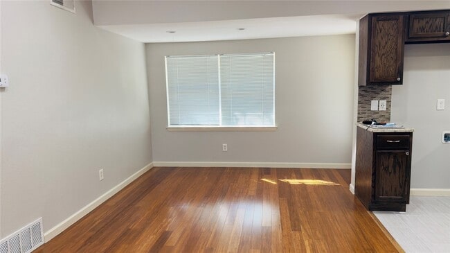 Photo - 12117 Sunland St