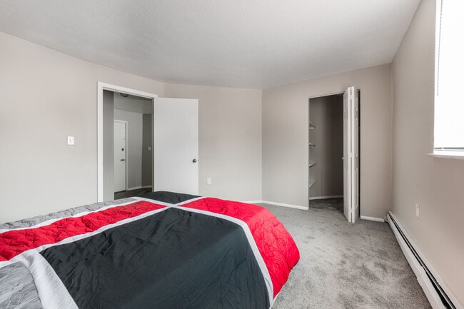 Photo - Lakeland Commons