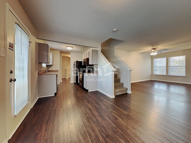 Photo - 1141 Central Park Dr