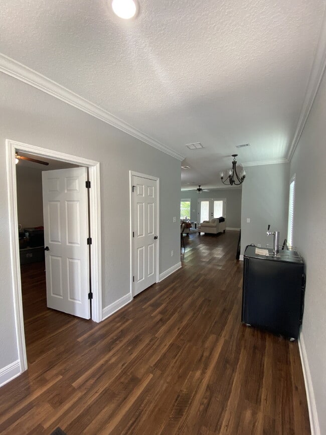 Photo - Situated in DeVillier's Square within convenient walking distance to Palafox, this contemporary r...