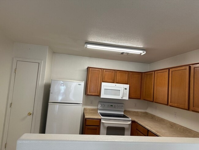 Photo - SINGLE LEVEL HOME IN MARICOPA