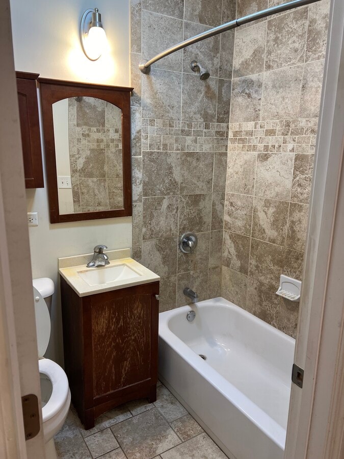 Photo - Lillie Plaza 412 Unit 2A