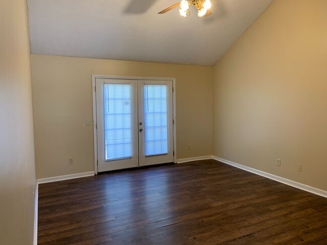 Photo - Spacious 3 Bedroom, 2 Bath Home in Prime Location!