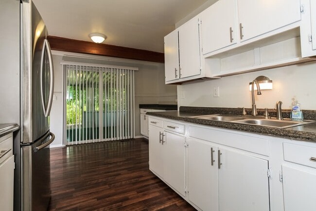 Photo - 70 Edgecombe Dr