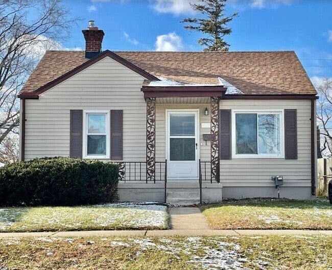 Building Photo - 21515 Blackmar Ave Rental