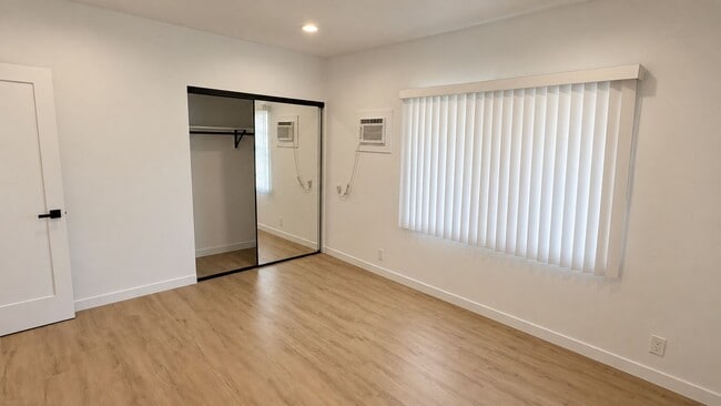 12159 Magnolia Blvd