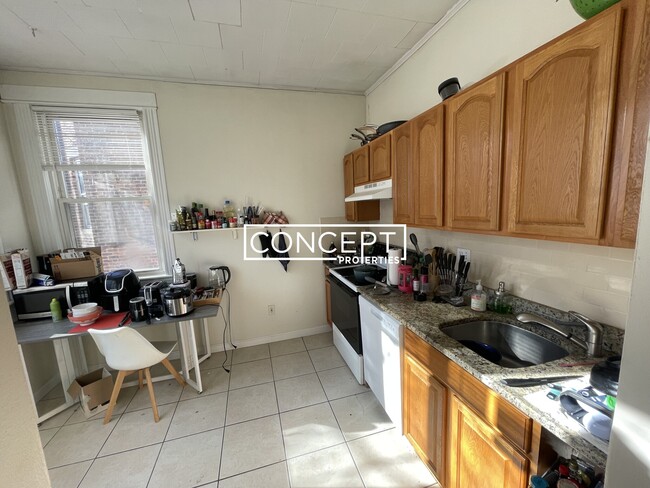 Photo - 18 Euston St Unit 2B