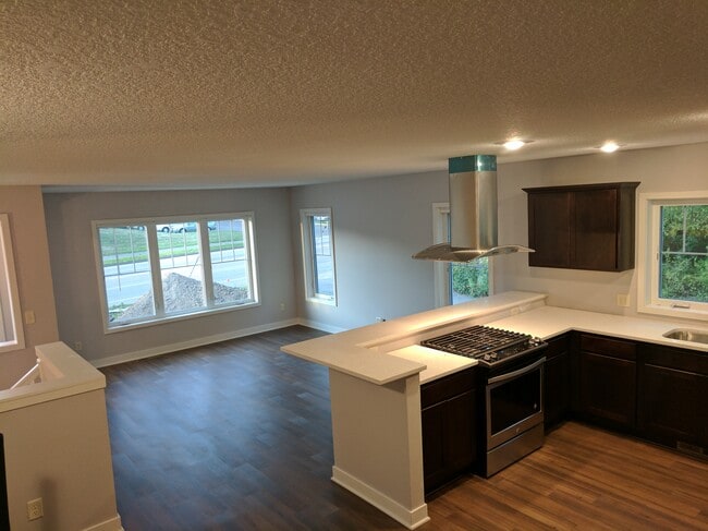 Photo - Tripoint Townhomes 220