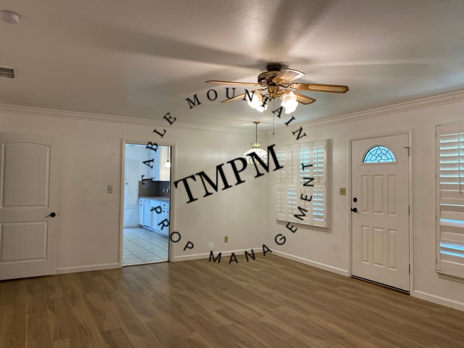 Photo - 2510 Yard St