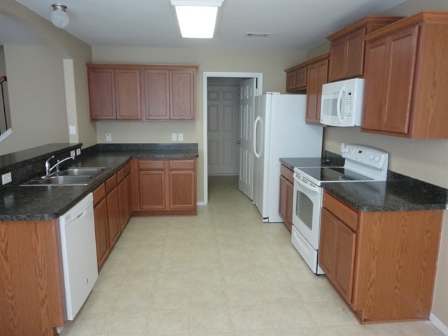 Photo - 5512 Parkview Hills Ln