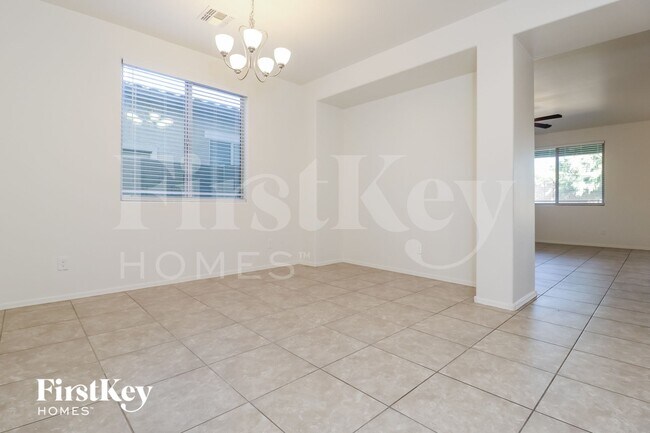 Photo - 21280 W Coronado Rd