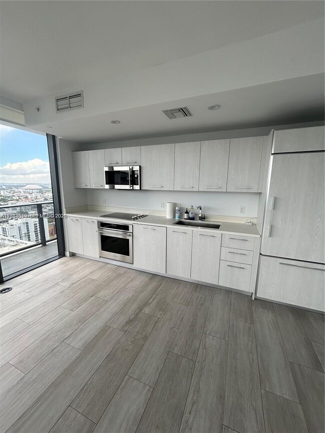 Photo - 55 SW 9th St Unit 3506