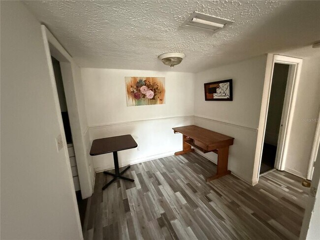 Photo - 305 Wymore Rd Unit 100