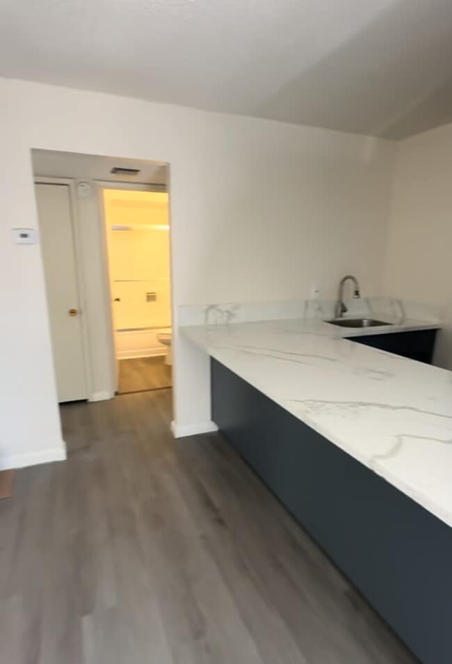 Photo - 3976 Mission Rd