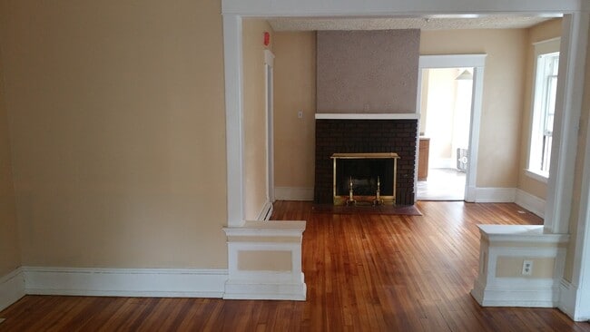 Photo - 315 McClellan St Unit 1F