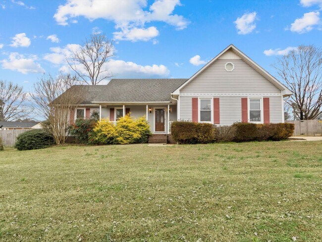 Photo - Nice, well-maintained home located on a quiet street in East Limestone.