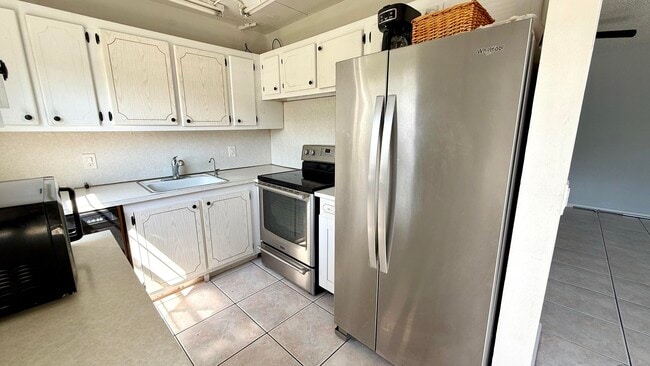 Photo - 281 Tilford N