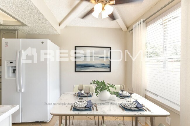 Photo - 220 Milas Ln