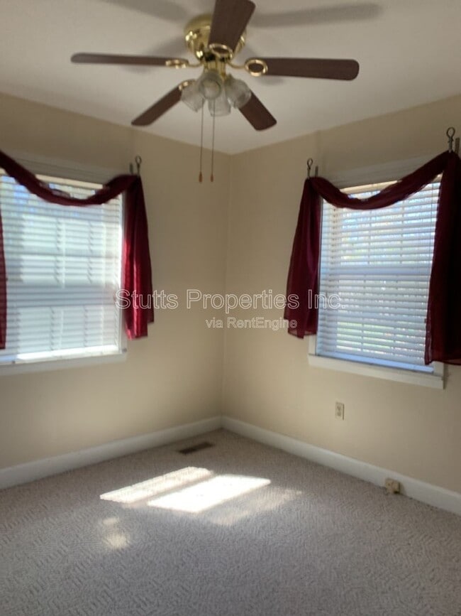Photo - 705 Courtland Ave
