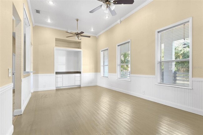 Photo - 704 Grape Ave