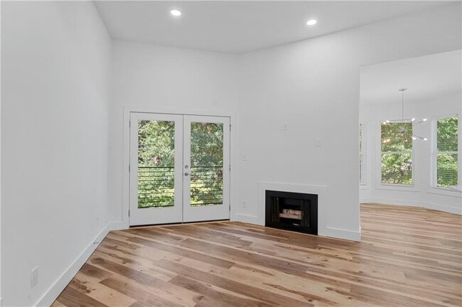 Photo - 855 Piedmont Ave NE Unidad 2B