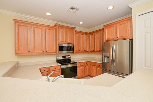 Photo - 7033 Willow Pine Way