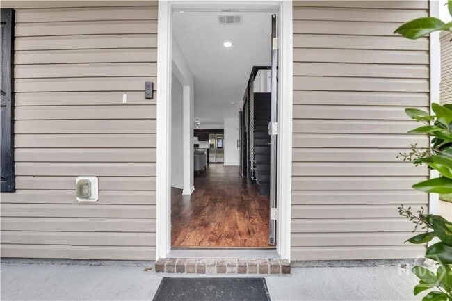 Photo - 116 Ristona Dr