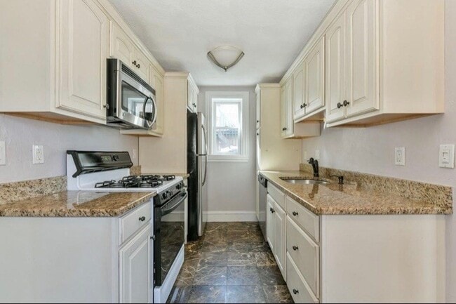 Photo - 154 Webster St Unit 2