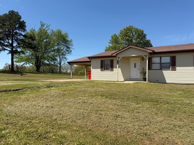 Photo - Cozy 2 Bedroom Duplex!