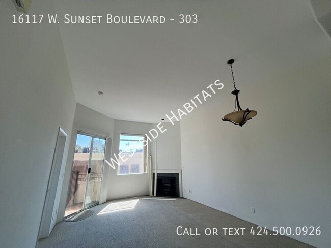 Building Photo - 16117 W Sunset Blvd Unit 303 Rental