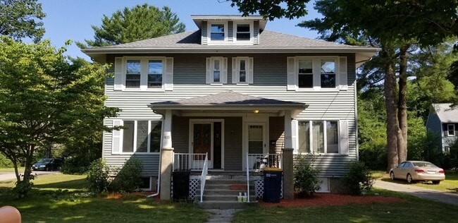 Building Photo - 403 S Main St Unit 1