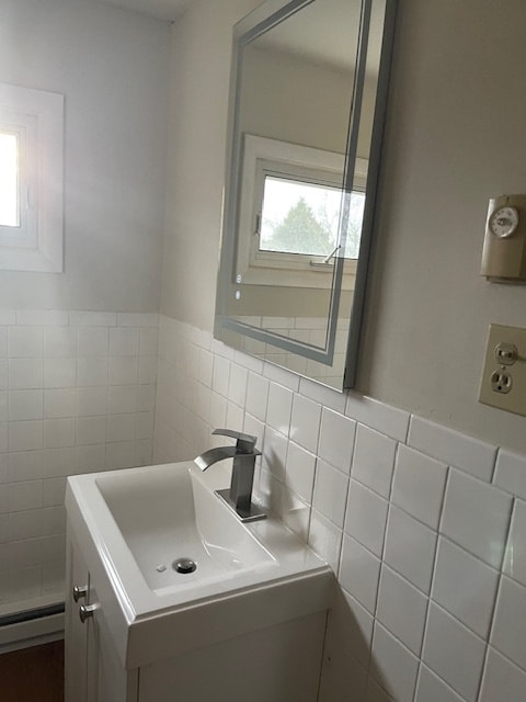 Photo - 335 Delaware Ave