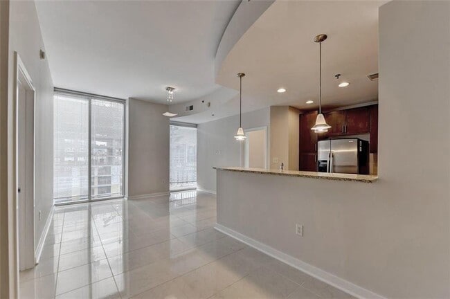 Photo - 855 Peachtree St NE