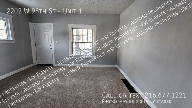 Photo - 2202 W 98th St Unidad 1