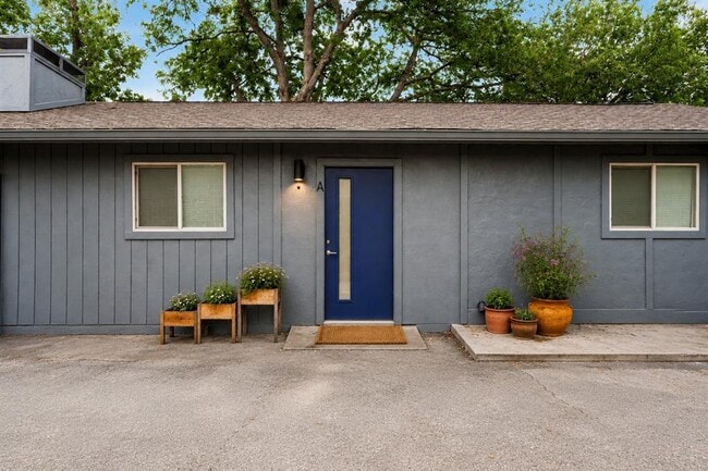 Photo - 1706 Royal Hill Dr