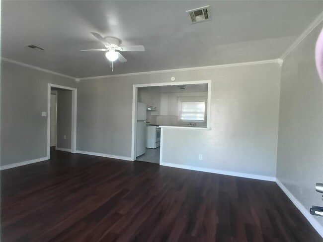 Photo - 1024 S Holly Dr