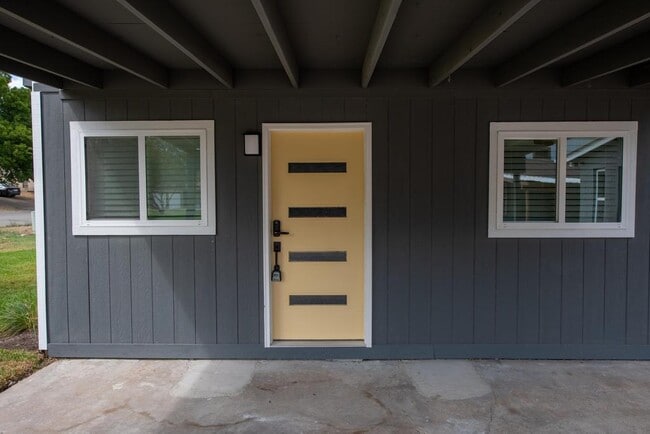 Photo - 1805 Briar Hill Dr