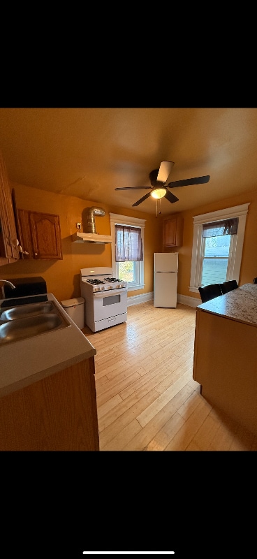 Photo - 313 N Evans St