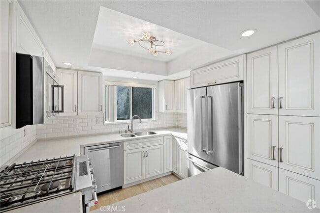 Building Photo - 26342 Forest Ridge Dr Unit 1E Rental