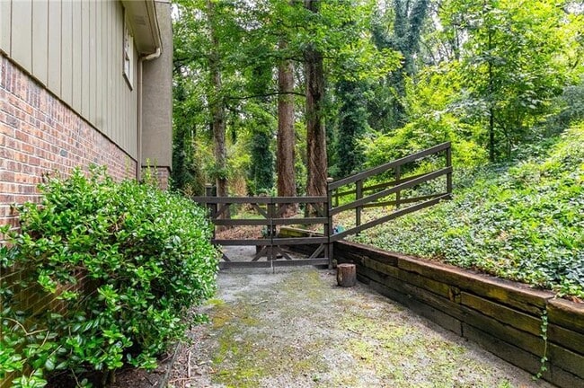 Photo - 4932 Rock Haven Dr SW