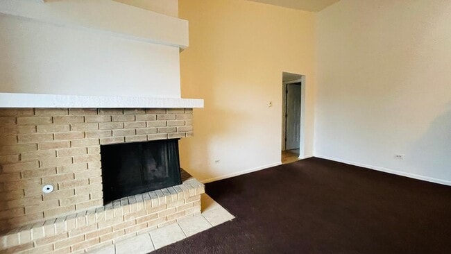 Photo - 6015 Lakeside Pl