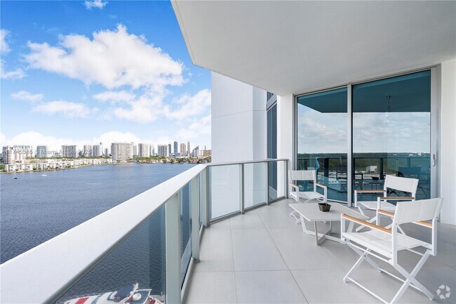 Building Photo - 17111 Biscayne Blvd Unit 2207 Rental